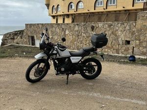 MOTA ROYAL ENFIELD 2025 CARCAVELOS E PAREDE