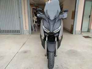 YAMAHA X-MAX 300 GRIGIO
