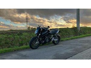 ② KTM SUPER DUKE 990