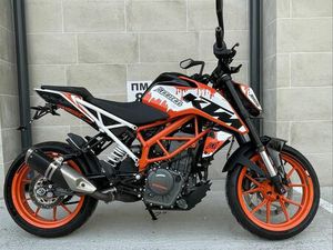 KTM DUKE 390 RADICAL 2018 ГР. ВАРНА МЕТРО