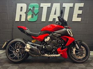 DUCATI DIAVEL V4 1158 DUCATI QUICK SHIFT EURO 5 1158 CC