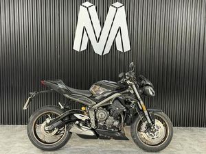 TRIUMPH STREET TRIPLE 765 RS NAKED PETROL MANUAL X-RING EURO 5 (124 PS) 765 CC