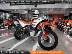 KTM 890 ADVENTURE R 2025