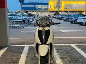 PIAGGIO CARNABY 300 CRUISER