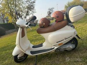 ? VESPA ET4 150 CC - 2001