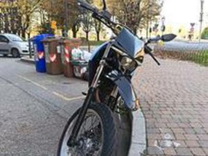 YAMAHA XT 125 - 2005