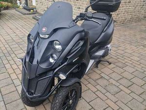 GILERA FUOCO 500 BLACK EDITION ZWART