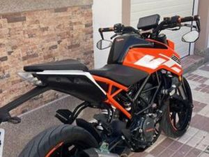 KTM - DUKE