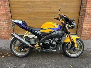 2006/06 SUZUKI GSXR1000 K6 WITH ONLY 9,100 MILES!!