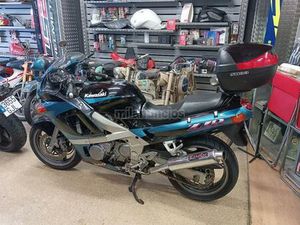KAWASAKI ZZR 600