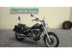 VENDO SUZUKI VL 250 INTRUDER USATA A LUCCA (CODICE 9876090) - MOTO.IT
