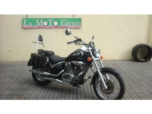 VENDO SUZUKI VL 250 INTRUDER USATA A LUCCA (CODICE 9876090) - MOTO.IT