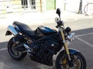 TRIUMPH - STREET 675