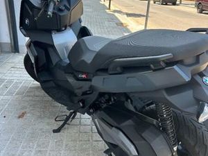 BMW - C400X