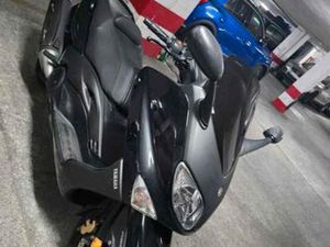 YAMAHA - T-MAX