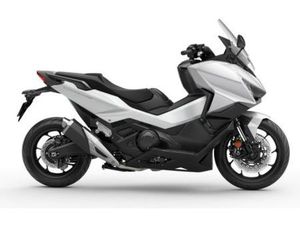 HONDA FORZA 750 MODELL 2026 * NEU * 0KM * ALLE FARBEN