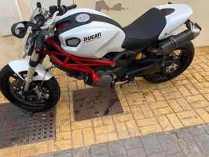 DUCATI - MONSTER 796