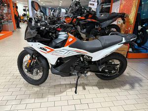 VENDO KTM 790 ADVENTURE (2023 - 24) USATA A VARESE (CODICE 9876458) - MOTO.IT