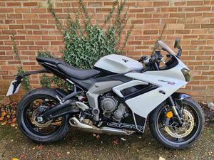 2024 TRIUMPH DAYTONA 660