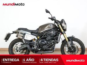 BENELLI - LEONCINO 800