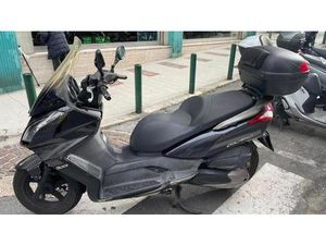 VENDO KYMCO DOWNTOWN 300I (2009 - 17) USATA A GENOVA (CODICE 9876775) - MOTO.IT