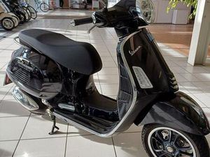 VESPA GTS 310 SUPER *WENIG KM*TOP ZUSTAND*