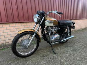 TRIUMPH BONNEVILLE T120