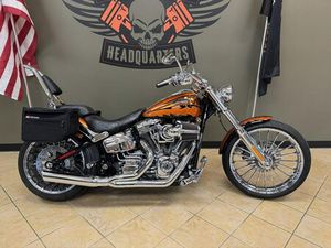 2014 HARLEY-DAVIDSON® FXSBSE - CVO™ BREAKOUT®