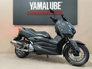 YAMAHA X-MAX 125 ABS