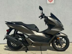 2023 HONDA PCX