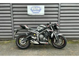 TRIUMPH STREET TRIPLE 765 RS 2019
