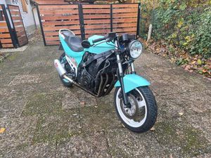 SUZUKI GSX 600 / NAKEDBIKE / A2 48PS / UMBAU