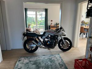 SUZUKI GSX 1100 KATANA YOSHIMURA TUNING SCHÜLE