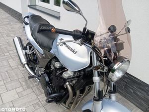 KAWASAKI ZR
