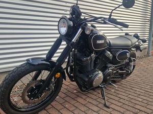 YAMAHA SCR 950 ERST 5642KM TOP ZUSTAND!