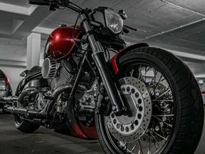 YAMAHA XVS 1100 DRAGSTAR