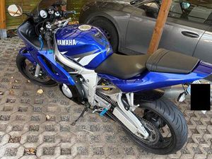 YAMAHA R6 - RJ03- BAUJAHR 2002