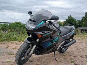 HONDA CBR 1000 F SC24 • GEPFLEGT • TÜV 08/2026 • VIELE NEUTEILE