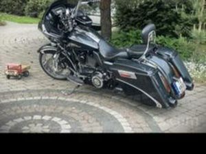 HARLEY DAVIDSON - ROAD GLIDE CVO (CUSTO