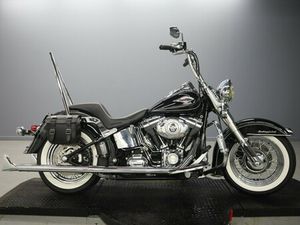2011 HARLEY-DAVIDSON HERITAGE SOFTAIL CLASSIC