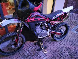 HUSQVARNA WR 300 NERO