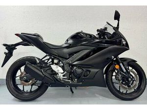 YAMAHA YZF R3 ABS, FRISCH AB MFK CANTON ZURICH -