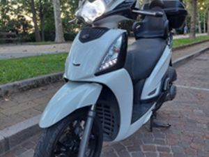KYMCO PEOPLE 300 2012