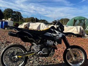 SUZUKI 400 DRZ