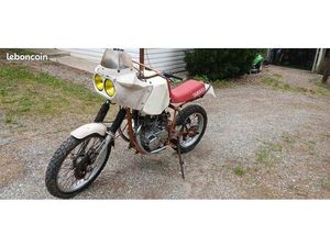 MOTO DU RALLYE PARIS DAKAR 1981 ET 1982