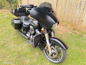 STREET GLIDE SPECIAL