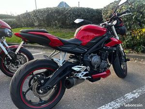 TRIUMPH STREET TRIPLE 660 S BRIDÉE A2