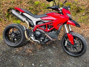 DUCATI 821 HYPERMOTARD