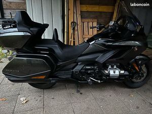 HONDA GL 1800 GOLDWING TOURING DCT