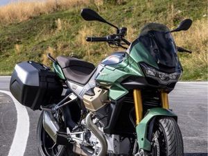 MOTO GUZZI V100 S MANDELLO